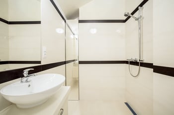 Glass Industry Business Trends: Shower Doors